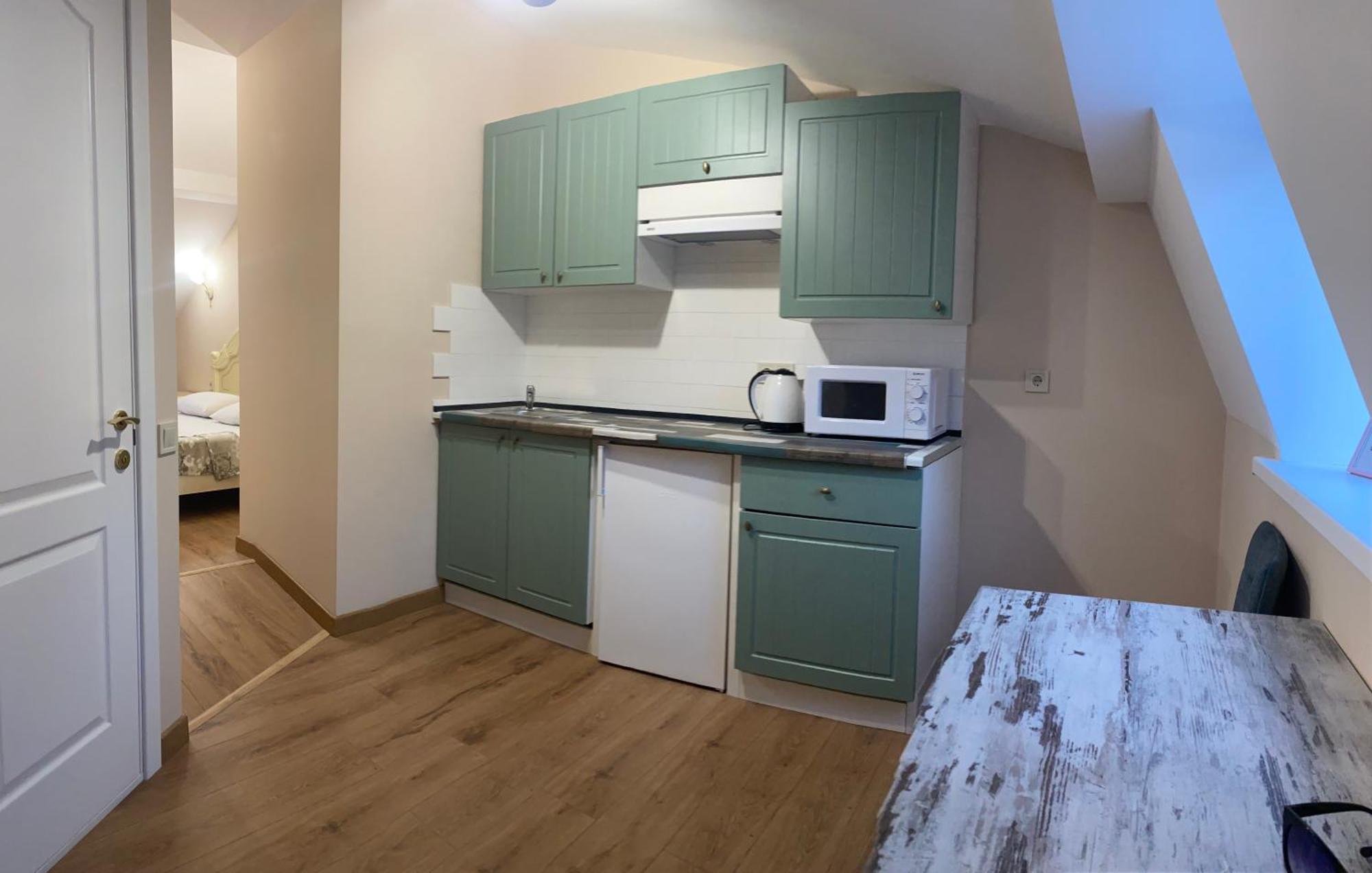 Apart Yaroslava Osmomysla 9 Square - City Center Lviv Exterior photo